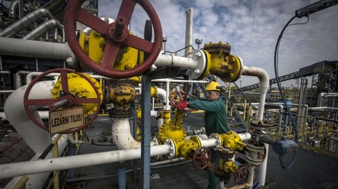 Ukraine halts Russian gas transit impacting Europe's economy