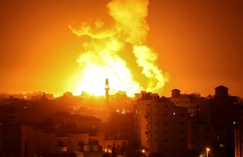 Israel war crimes, Gaza hospital attack, civilian casualties, humanitarian crisis, Israeli airstrikes