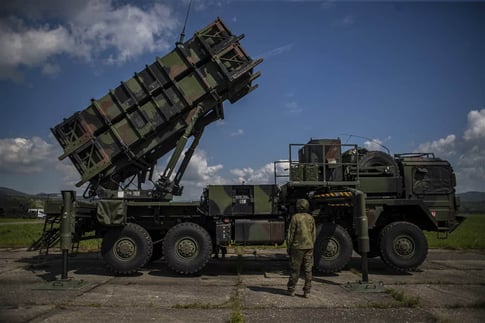 US air defense systems, Ukraine, Bradley vehicles, 2025 arms sale