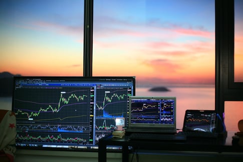 Stock screen shows Gulf markets rally as oil prices and earnings drive gains