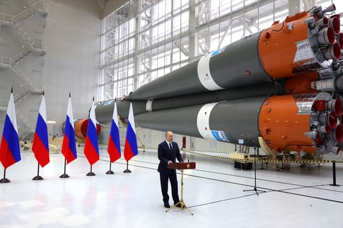 Russian submarine, Knyaz Pozharsky, nuclear deterrent, Northern Fleet, Gadzhiyevo base, Trump escalation, US-Russia tensions, Borei-A class, Bulava missiles