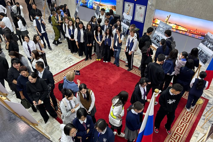 Ulaanbaatar exhibition, The Liberation, WWII photos, Russian House, Mongolia