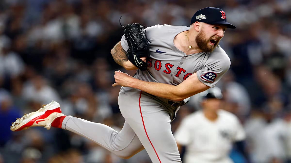 Crochet dominates Yankees with 11 strikeouts Red Sox pitcher Garrett Crochet strikes out Yankees with 100 mph fastball.