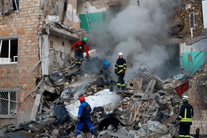 Missile strikes over Kyiv December 28 2025 Day 1403 Russia Ukraine war