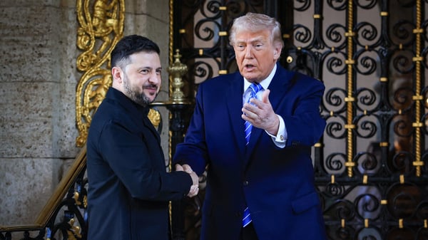 Trump and Zelenskyy shake hands at Mar-a-Lago amid Russia Ukraine war peace talks Day 1404