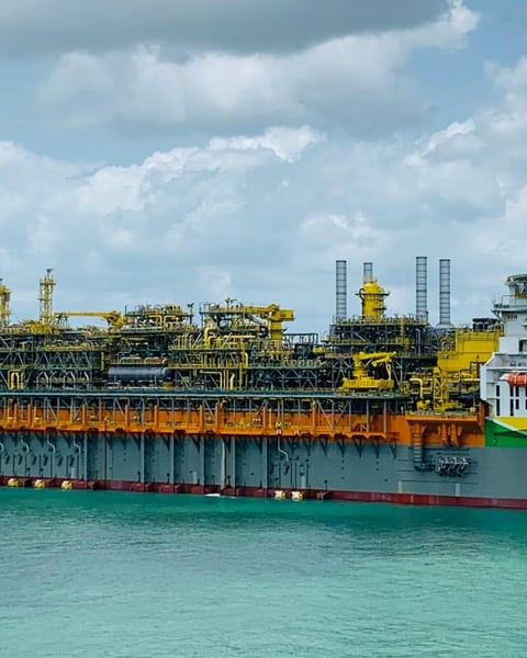 Oil tankers stranded in the Strait of Hormuz amid Israel Iran war disrupting global energy supply