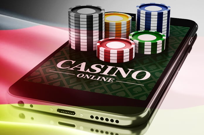 Illegal online casino accessed via smartphone in UK