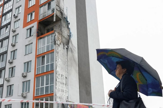 Russia Ukraine War daytime strikes damage buildings in Kyiv after drone and missile attack