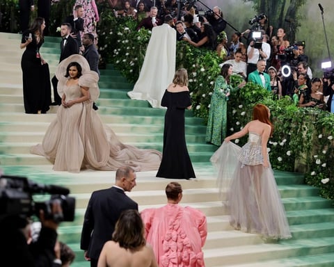 Celebrities arrive at the 2026 Met Gala in New York