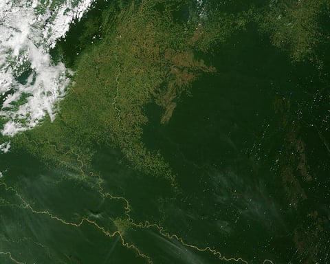 NASA MODIS Terra satellite image of Amazon deforestation patterns in Brazil along the Canguan River