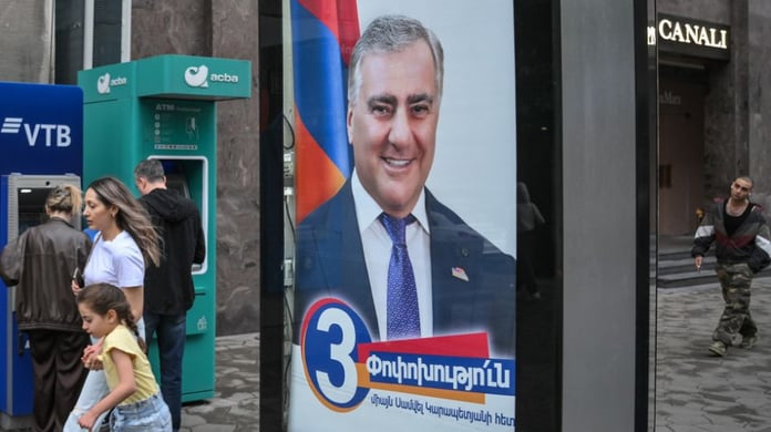 Strong Armenia opposition supporters and candidates in Yerevan ahead of Armenia's June 7 parliamentary election