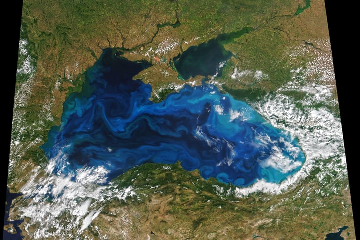 NASA Suomi NPP and NOAA-20 VIIRS satellite image of Black Sea phytoplankton bloom June 20 2022 with Crimea Russia Ukraine Turkey coastlines