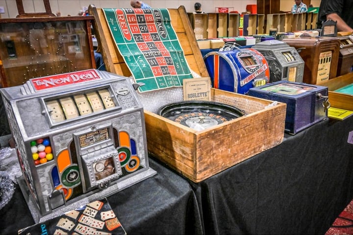 Vintage casino slot machines and memorabilia on display at the 2026 Casino Chip and Collectibles Show South Point Las Vegas