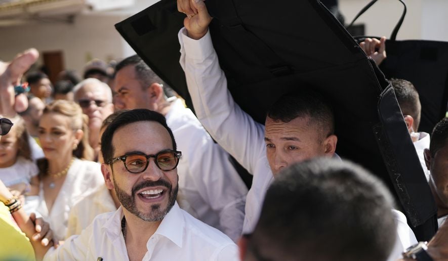 Presidential candidate Abelardo de la Espriella departs a polling station after voting in Barranquilla