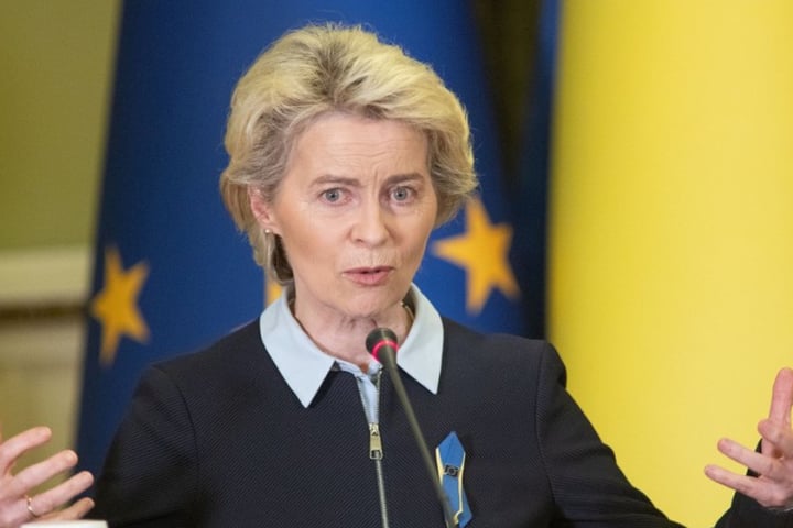 European Commission President Ursula von der Leyen announces EU 21st Russia sanctions package including first-ever full ban on foreign crypto exchanges