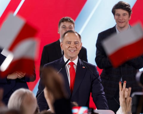 Polish President Karol Nawrocki addresses supporters