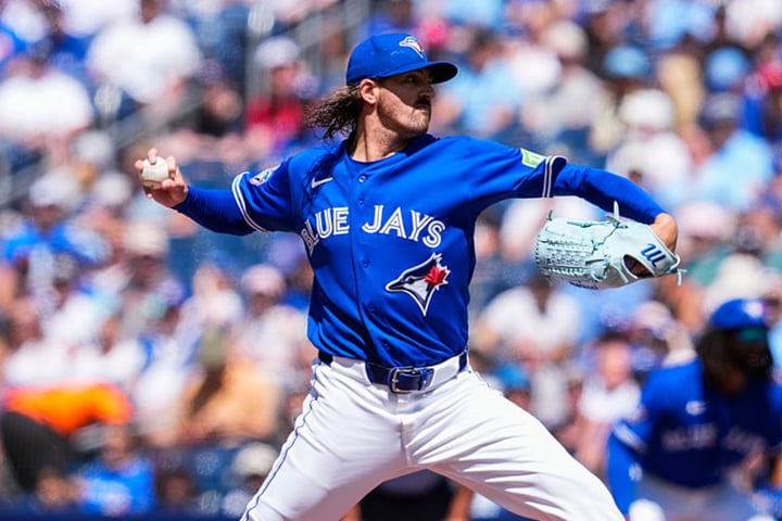 Toronto Blue Jays starter Kevin Gausman pitching against the New York Yankees