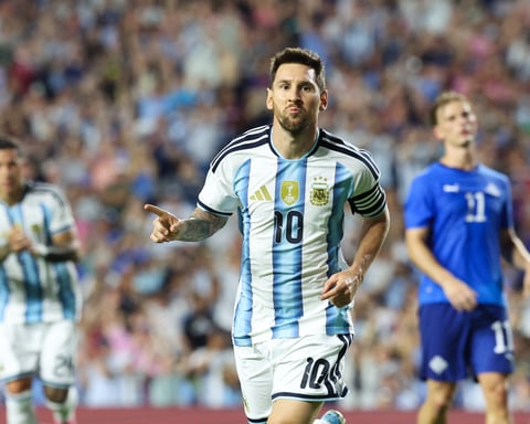 Lionel Messi celebrates after scoring a penalty for Argentina against Iceland in World Cup 2026 warm-up, Auburn Alabama