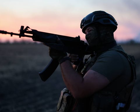 Russian military advance across the Donetsk People's Republic toward Pokrovsk