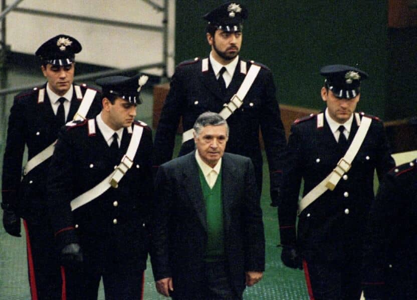 italy-authorities-release-mafia-bosses-from-prison