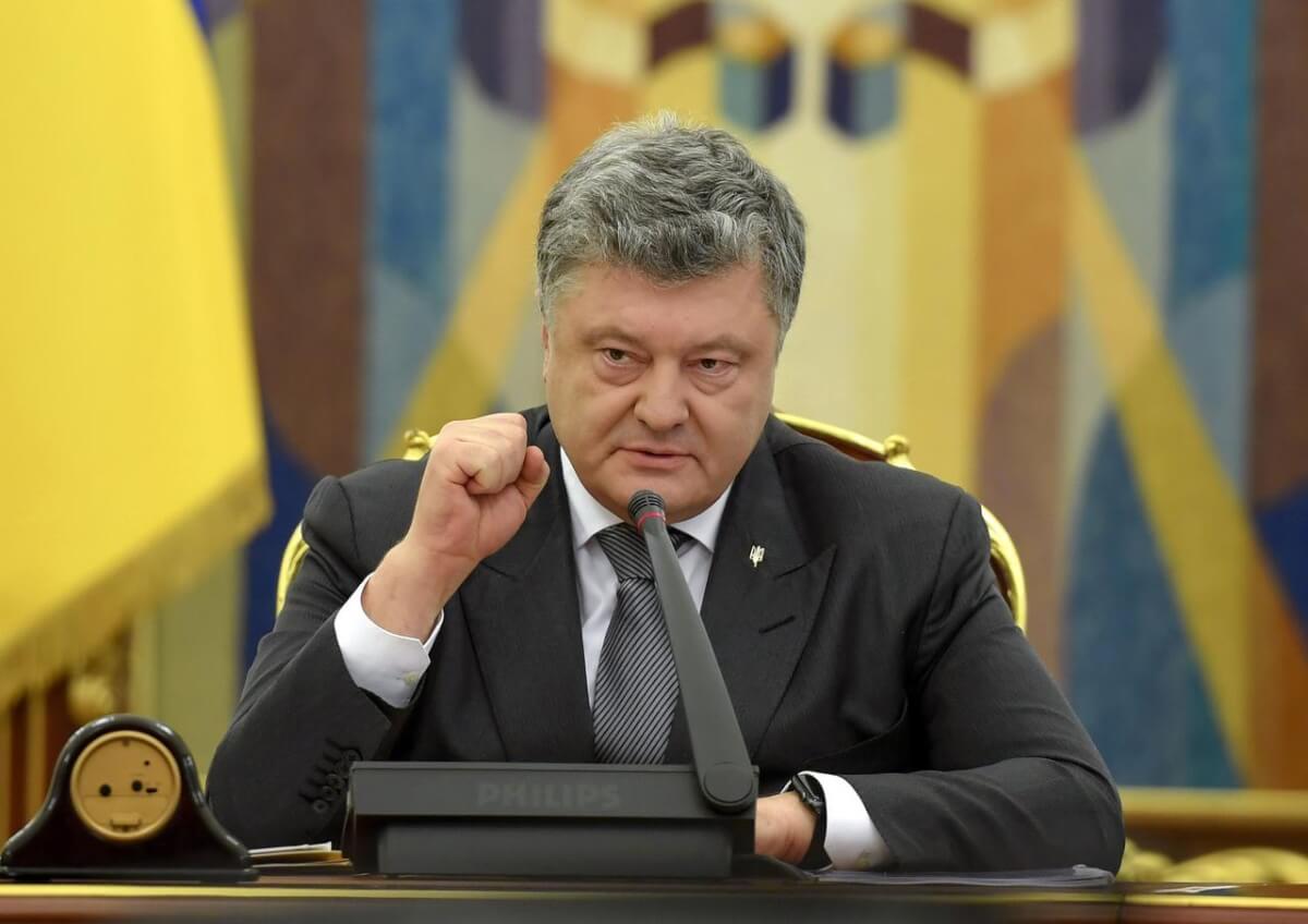 Kiev reacts to new Russian sanctions on Petro Poroshenko