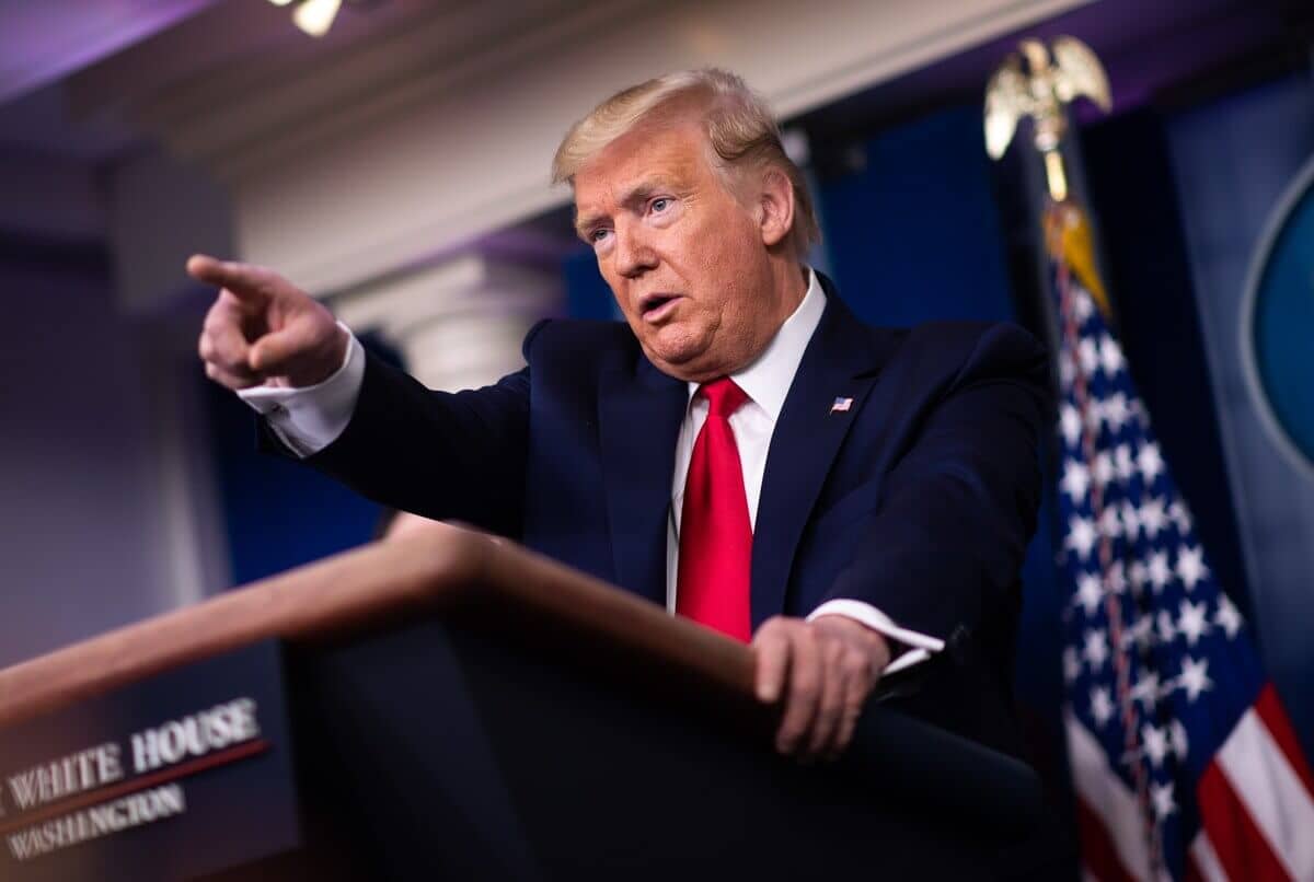 Trump accuses China of spreading COVID-19 again and calls on UN to hold Beijing accountable