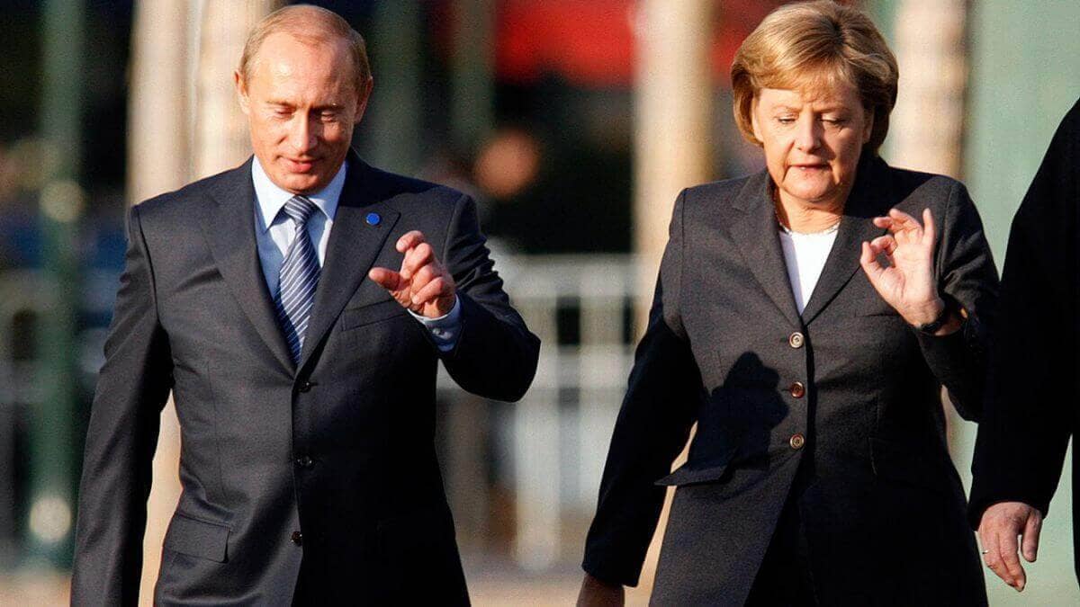 Putin and Merkel discussed possible “joint vaccine production”