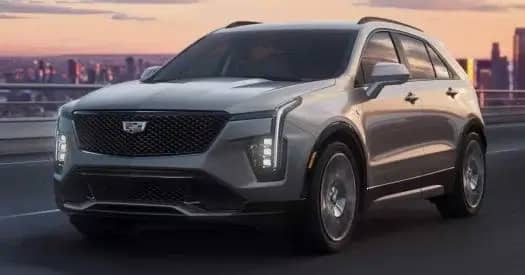 New Cadillac XT4 with 33-inch Dalian display shown in official