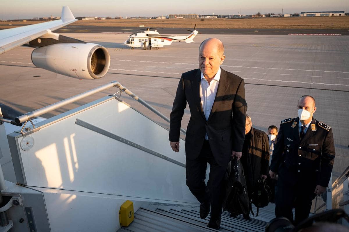 Scholz called Zelenskyy 's claims for military assistance to Germany