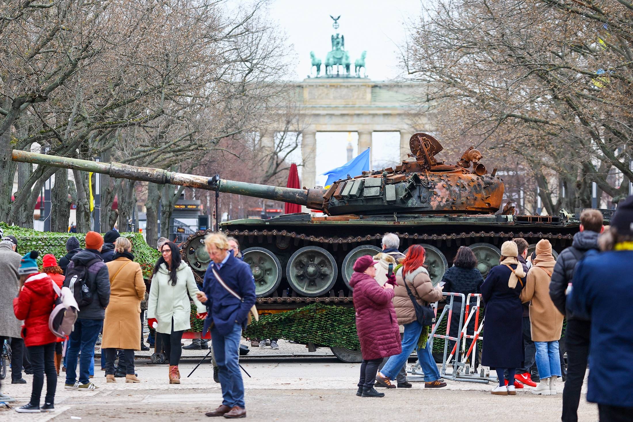 The tank installed at the Russian Embassy in Germany will
