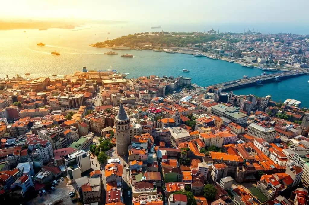 A 7.5 magnitude temblor portends Istanbul's peril...and the Turkish authorities