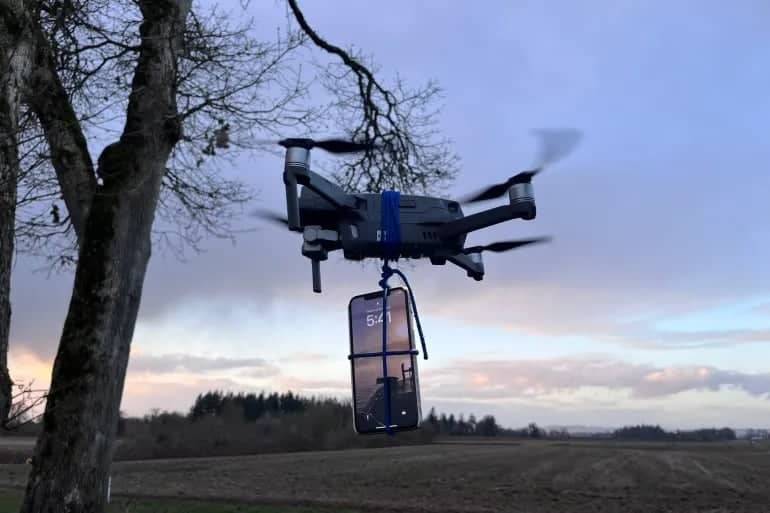 With a clever trick..a drone saves an American from death