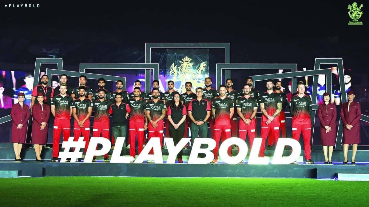 Qatar Airways welcomes cricket stars