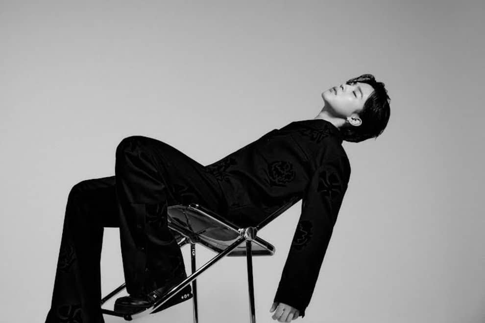 BTS Jimin jokes without laughing throughout Jimmy Fallon's show