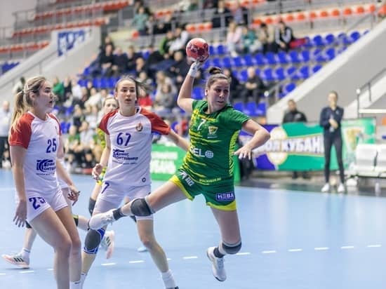 Handball players “Kuban” lost to the leader of the Superleague