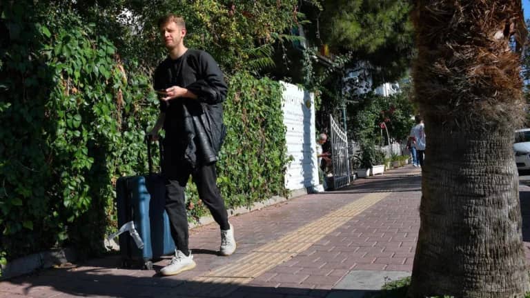 Levada Center*: more than half of Russians condemn deceased celebrities