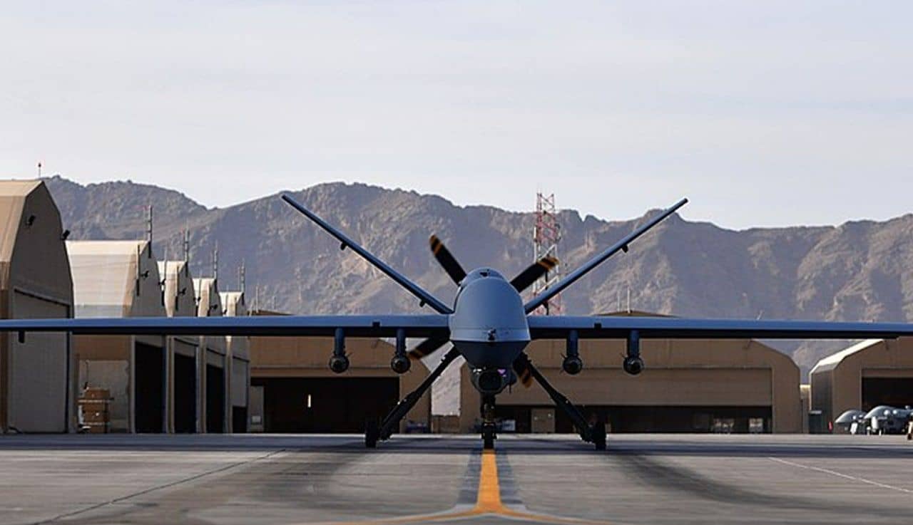 Military expert Leonkov suggested that the Su-27’s powerful air blast “blew up” the MQ-9 Reaper