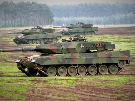 Canadian Leopard 2 tanks for Ukraine have arrived in Poland