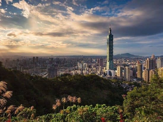 McCall says China can get Taiwan without firing a shot