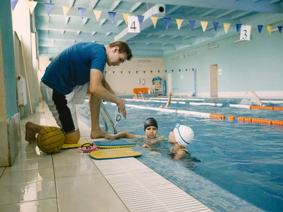 Will swimming pools close in Germany - shortage of 3,000