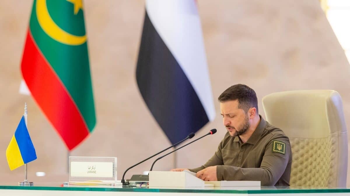 Zelenskyy calls for support from Arab League summit