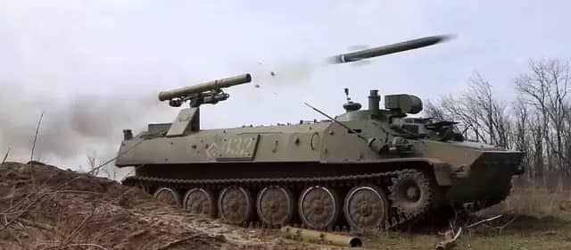 The Russian army is actively taking Avdiivka and Marinka -