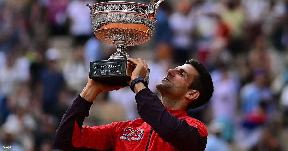 'The King of Tennis' Djokovic... a vaccine rebel and fierce