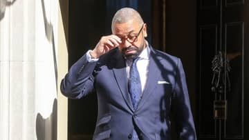 UK Foreign Secretary James Cleverly Pleads to Retain His Post Amid Defense Minister Reshuffle Speculation