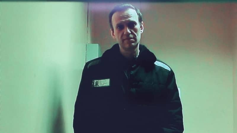 Navalny's Scathing Condemnation: A Damning Indictment of Yeltsin's Era and the Rise of Putin