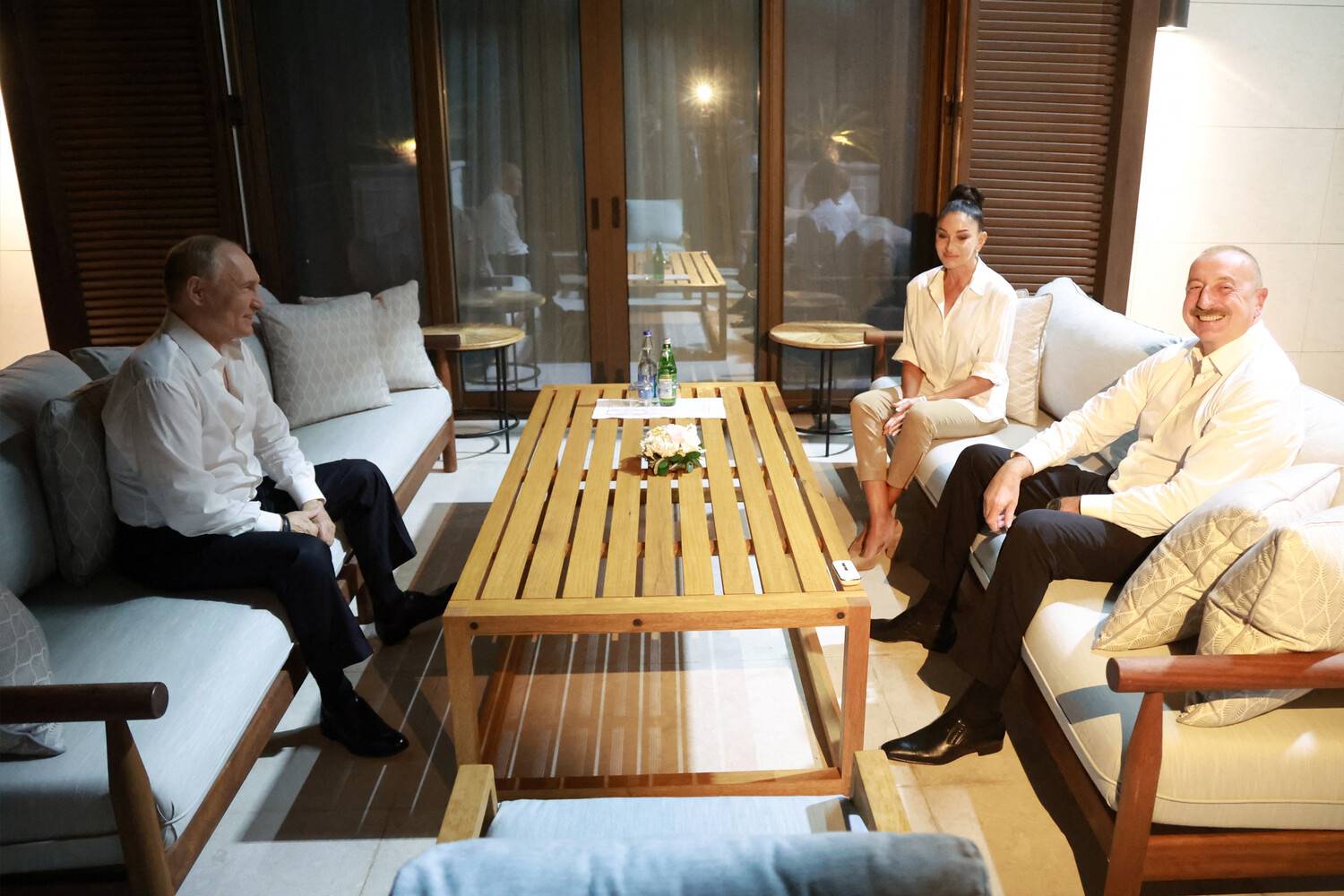 putin-aliyev-baku-dinner