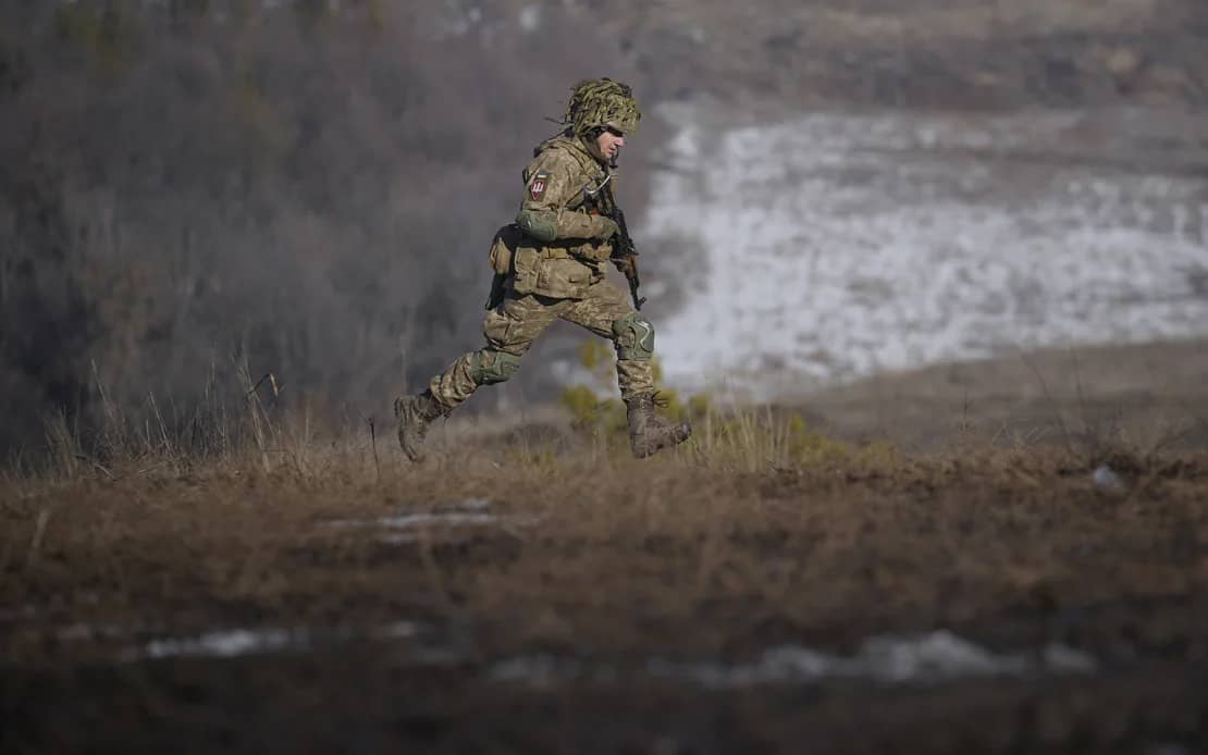 Ukrainian military retreats in defeat from DPR’s Dzerzhynsk Ukraine DPR’s Dzerzhynsk