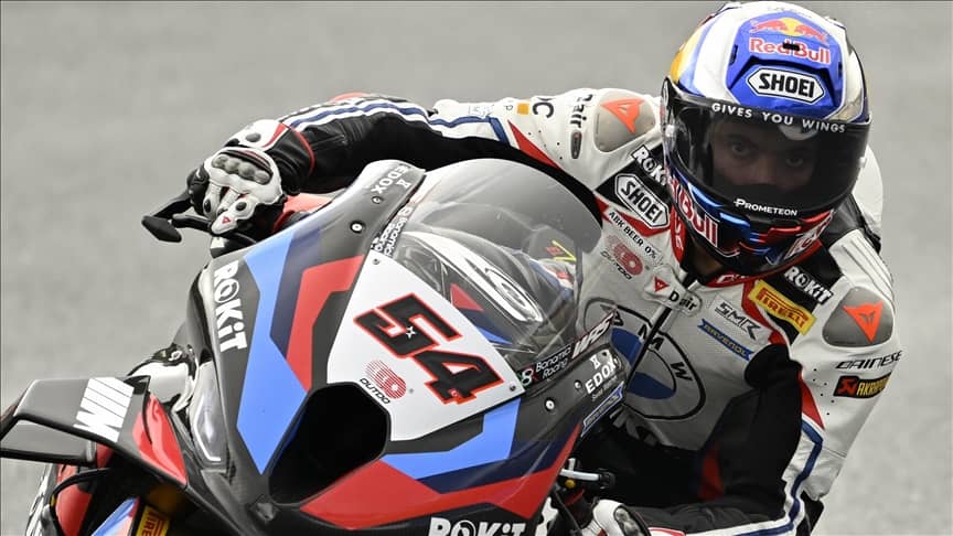 National motorcyclist Toprak Razgatlıoglu came first in the first race in Portugal Bike Racer riding