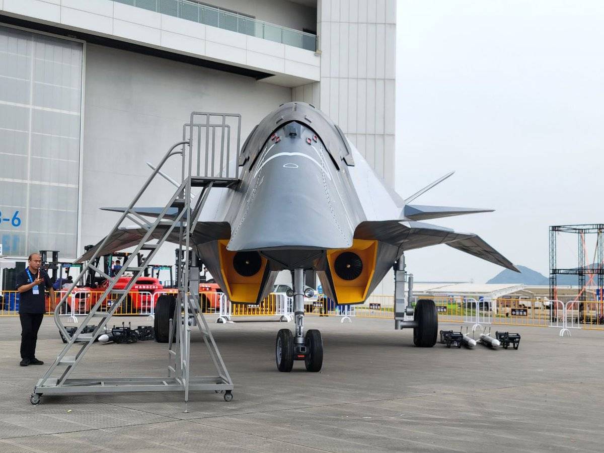 J35A model 5th generation fighterjet