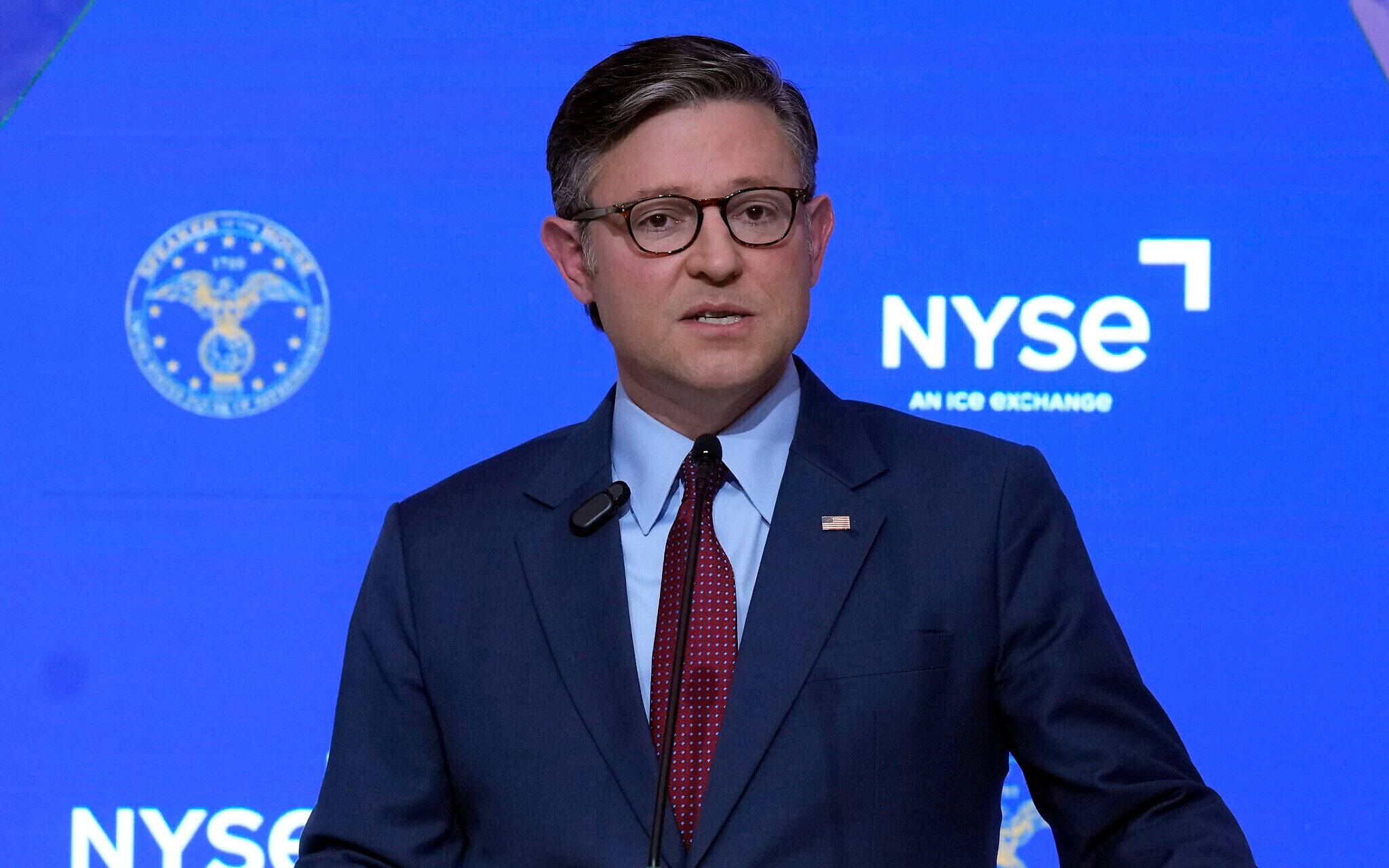 Donald Trump elected U.S. President, Trump wins 2024 U.S. election, Trump defeats Kamala Harris, Mike Johnson declares Trump President-elect, swing states North Carolina Georgia Trump victory, Robert Kennedy Jr Elon Musk congratulate Trump